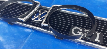 Chromgrill komplett mit GTI Zeichen