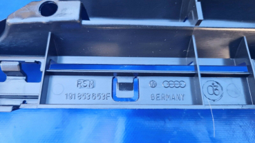 GTI VW Jetta 2 Doppelscheinwerfergrill ohne Emblem mit Aussparung Originalteil