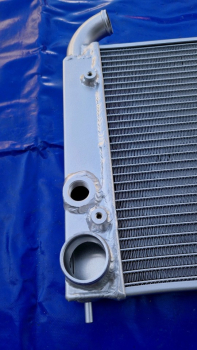 Wasserkühler VW VR6 u G60  Modelle mit Anschluss oben 67,5 mm breit auch für Klimafahrzeuge