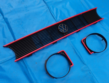 GTI Frontgrill+Emblem VW Caddy 1