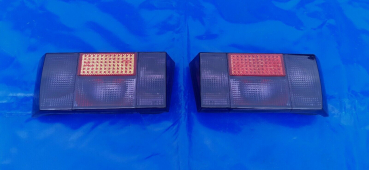 schwarze Rückleuchten mit roten Reflektor (kurze Version) mit E-Nummer