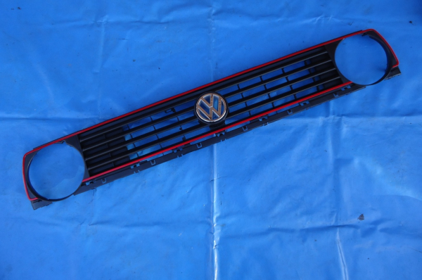GTI VW Jetta 2 Grill mit Chromemblem