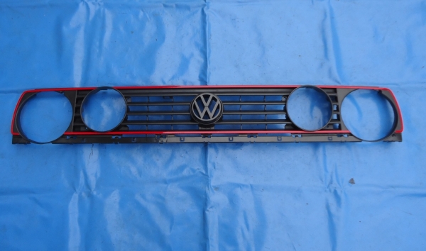 GTI VW Jetta 2 Doppelscheinwerfergrill mit schwarzem Emblem Originalteil