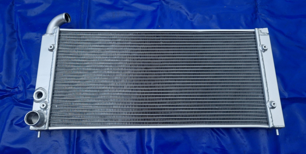 Wasserkühler VW VR6 G60 Modelle mit Anschluss oben 63 mm breit