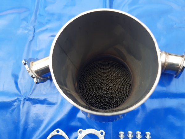 Downpipe K03 Lader Frontantrieb mit 100er Kat