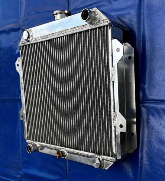 Aluminium Wasserkühler Ford Capri und Taunus