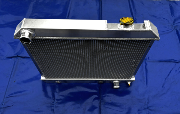 Wasserkühler Kühler Chevy Corvette Pontiac Oldsmobile 5.7 L83&S10 Aluminium