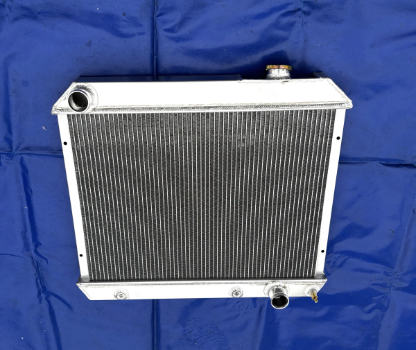 Wasserkühler Kühler Chevy Corvette Pontiac Oldsmobile 5.7 L83&S10 Aluminium