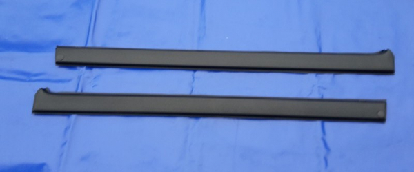 VW Golf 1 Cabrio obere Türkantenabdeckung Türverkleidung Türleisten schwarz