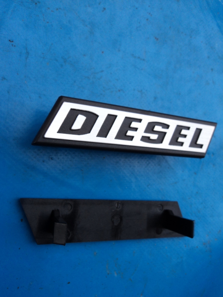 Dieselemblem für Grill VW Caddy 1