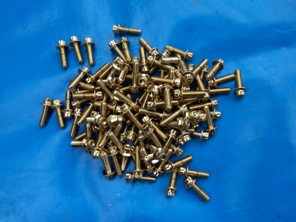 M7x24 Goldschrauben für BBS RM und OZ 2 teilige Felgen