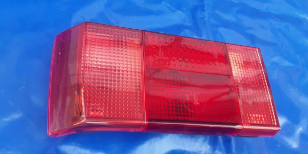 rote Rückleuchten (kurze Version) mit E-Nummer